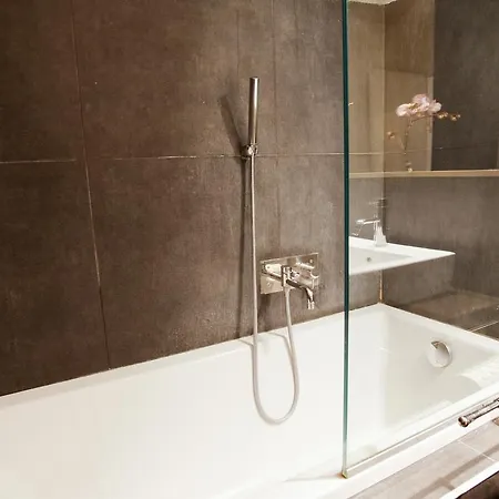 Bastille Boutique Flat